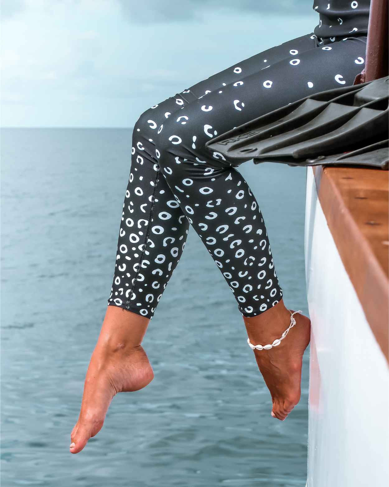 women's scuba diving leggings