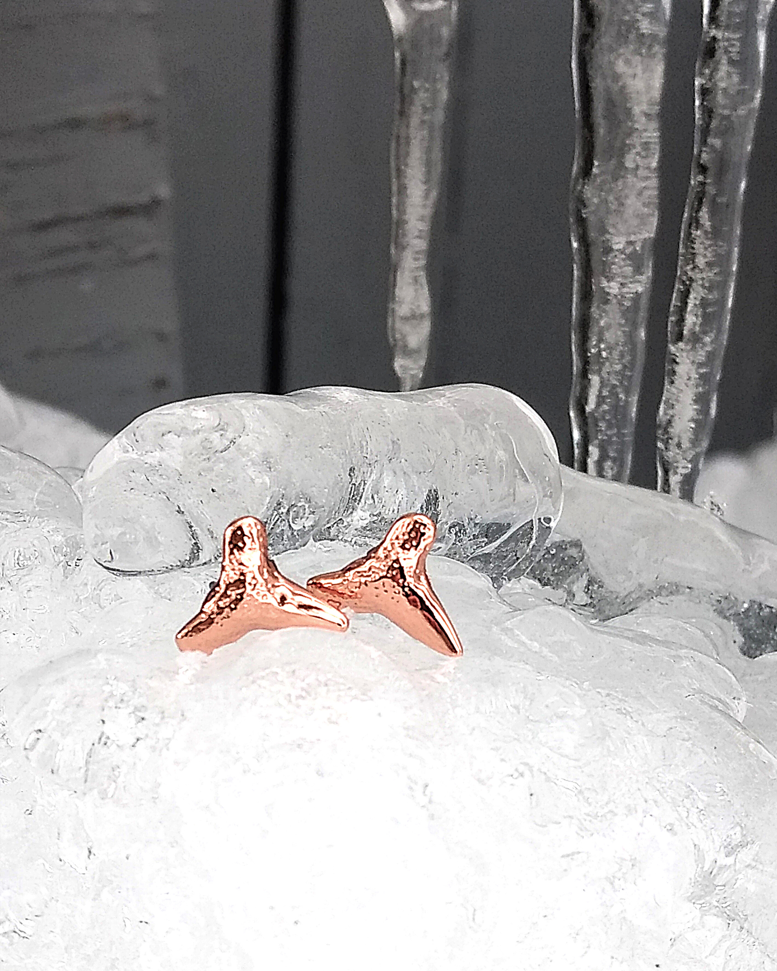 rose gold shark tooth earring