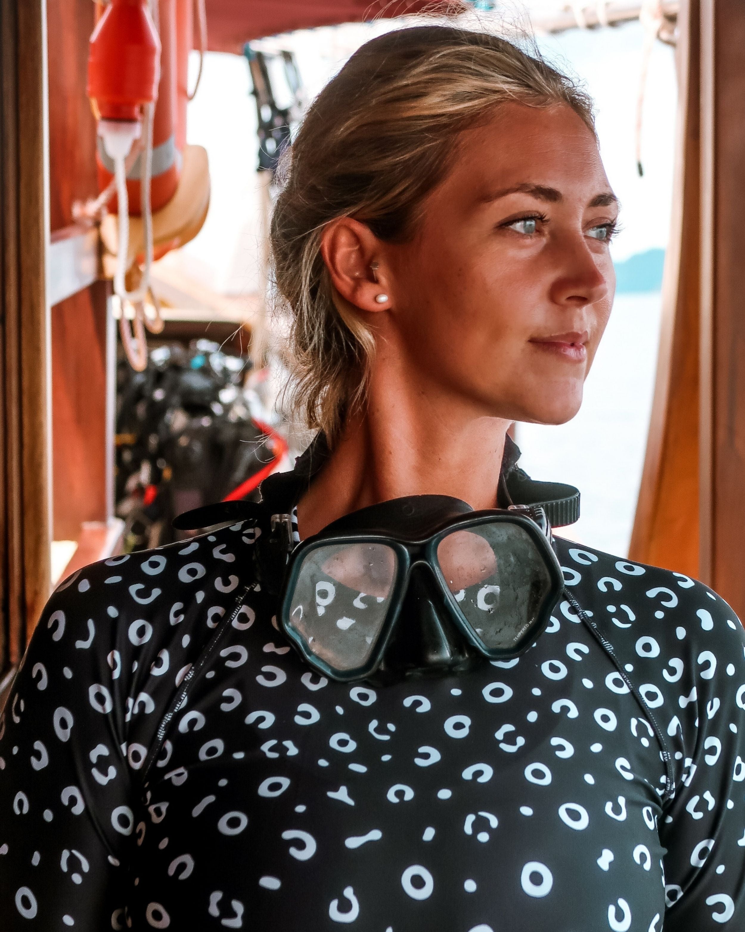 Spotted Eagle Ray Rash Vest