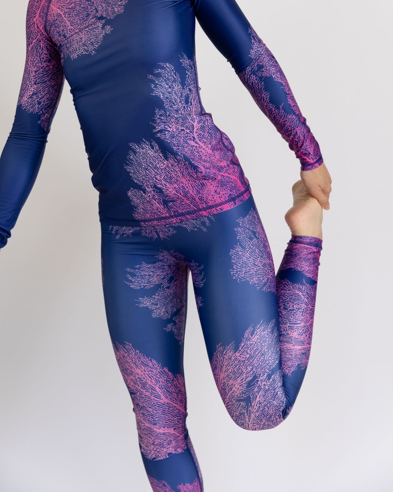 coral sea fan scuba diving legging