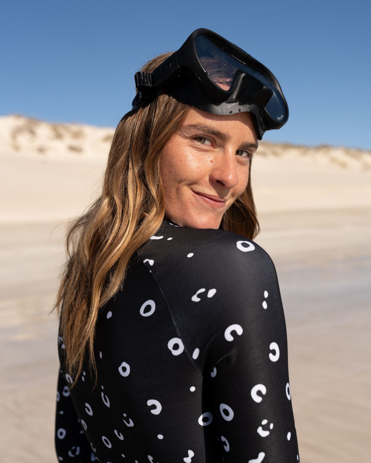 spotted eagle ray cropped rash guard