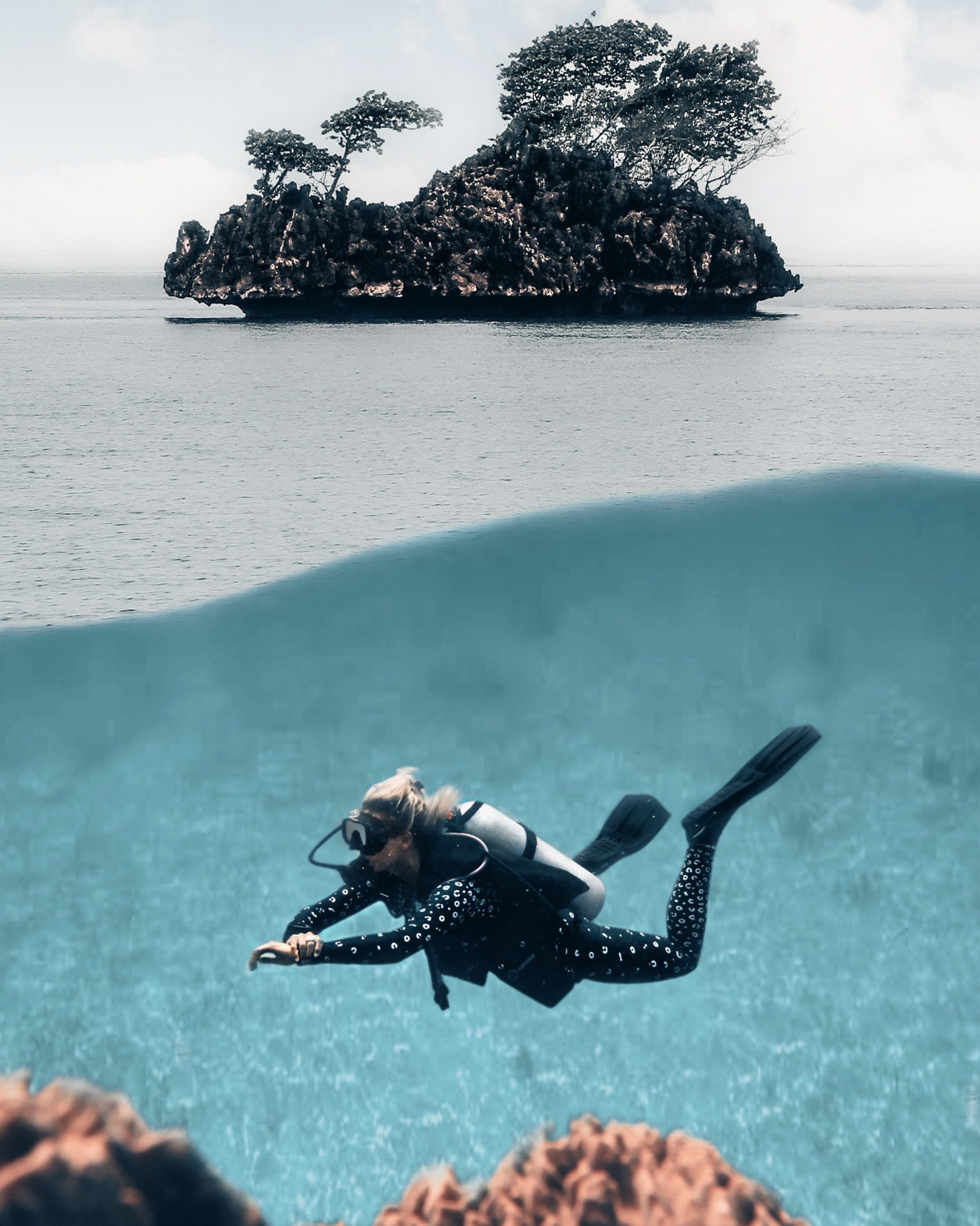 eagle ray scuba diving