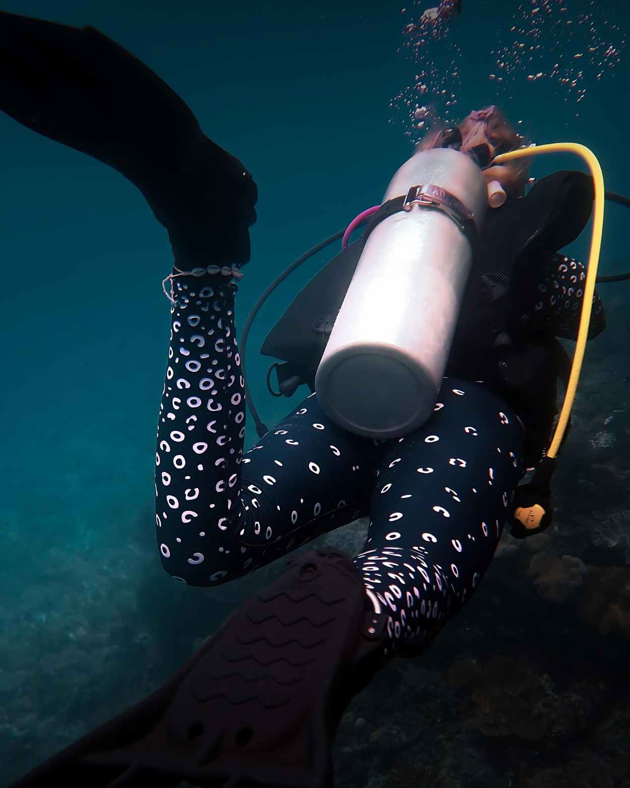 scuba diving leggings